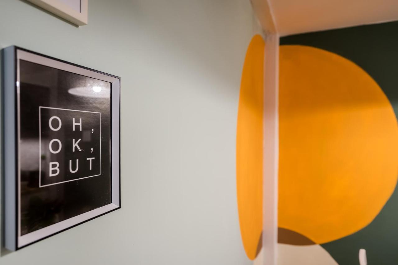 Colorful Designer In The Heart Of Apartamento Budapeste